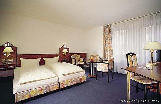 Hotel President Frankfurt Frankfurt am Main Zimmer foto